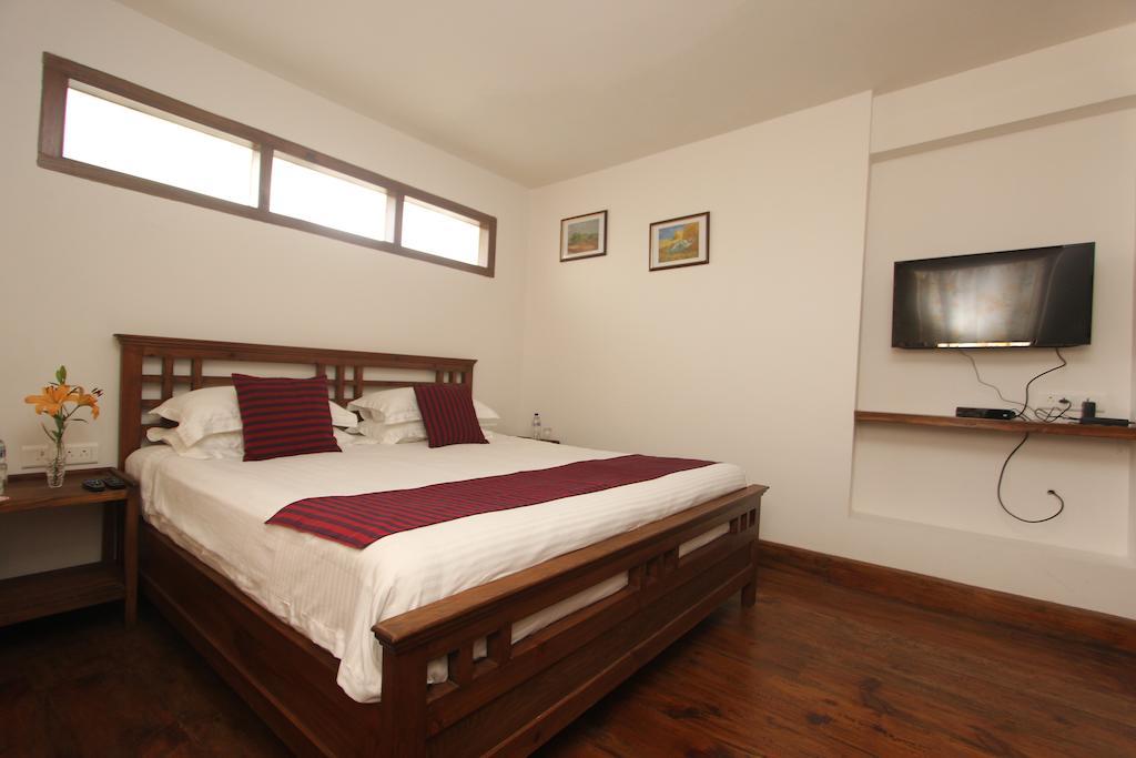 The Pear Tree Bed & Breakfast Shillong Dış mekan fotoğraf