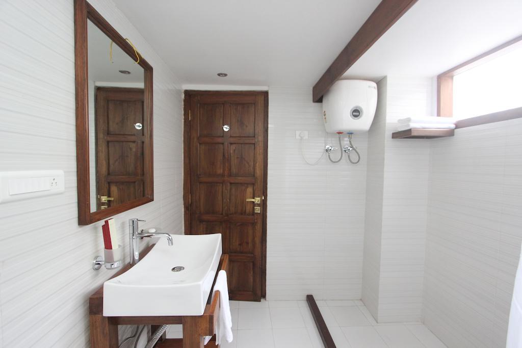 The Pear Tree Bed & Breakfast Shillong Dış mekan fotoğraf